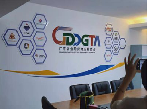  延津县公司走廊文化墙如何设计布置？